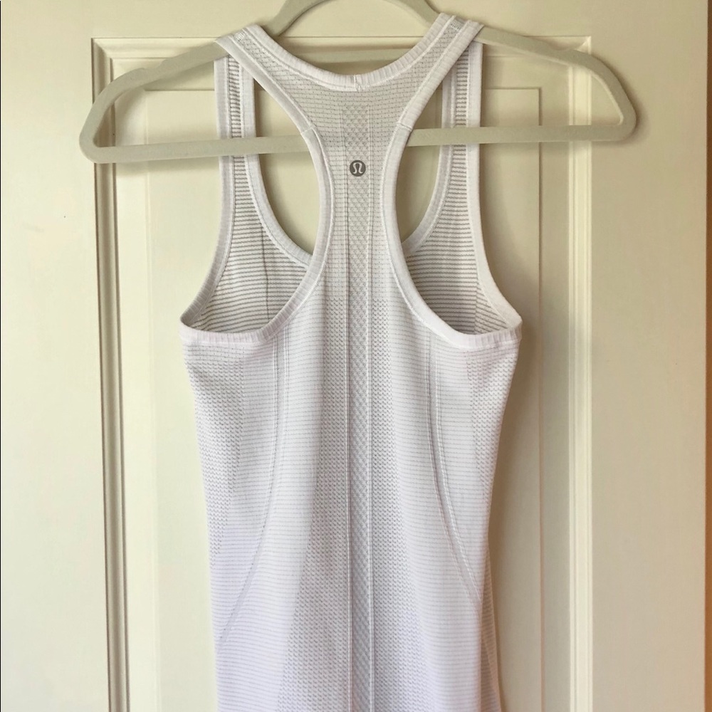 Lululemon Swiftly Tech Racerback